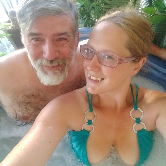 Meet your Posher, Mallory - Picture 7 of 7